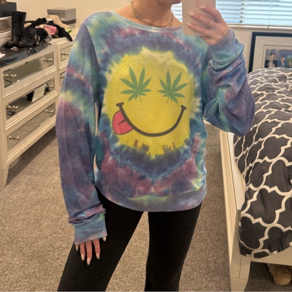 Wildfox multi-colored tie-dye smiley face pullover sweatshirt - Picture 4 of 7